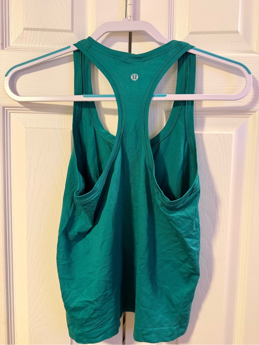 lululemon athletica Women’s green Racerback Tank Top, size 4! Worn once!